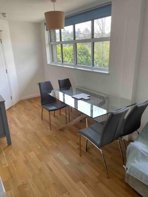 2 Bed City Centre Flat Bath Kültér fotó